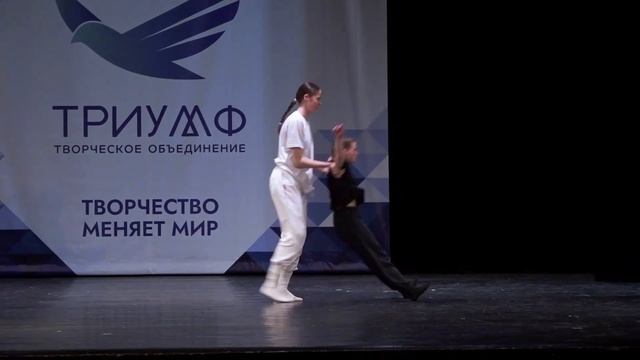 Contemporary dance. "Контакт с Разумом" #contemporarydance #dance #ballet смотреть онлайн