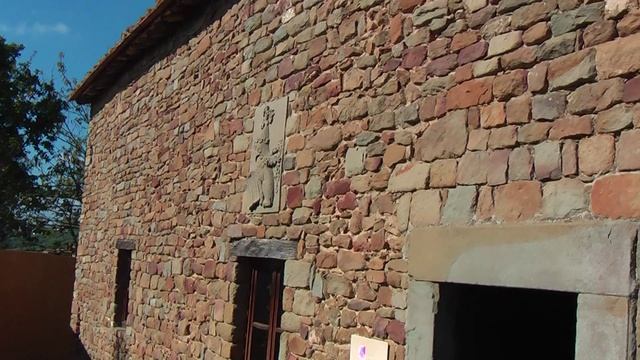 Birthplace of Leonardo da Vinci in Anchiano (Tuscany Italy) Casa natale di Leonardo смотреть онлайн