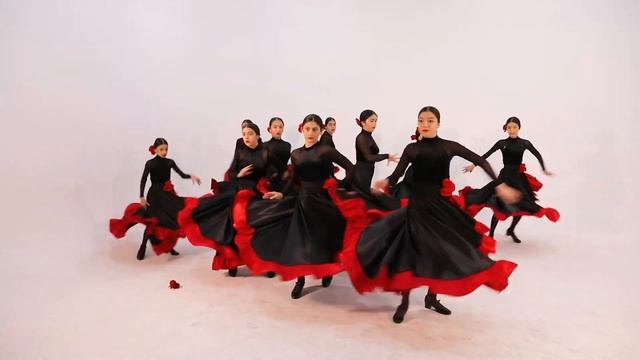 Every dance studio // Ispanakan par //new dance //2021 смотреть онлайн