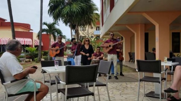 Club Tropical Entertainment 5!