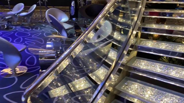 На круизном лайнере MSC Grandiosa, Валлетте-Барселона-Марсель смотреть онлайн