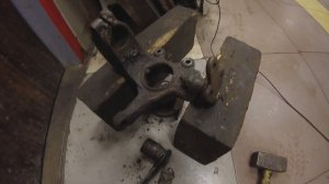 Замена переднего ступичного подшипника Ford C-Max