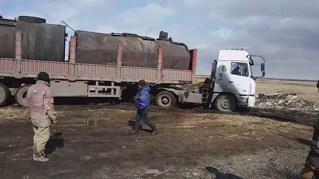 Фура застряла смотреть онлайн