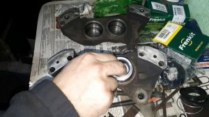 Toyota 4runner ремкомплект тормозного суппорта