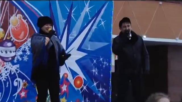 В воскресенье в Заинске будет дан старт новогодним праздникам. смотреть онлайн