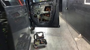 Новый минивэн Citroën SpaceTourer, обзор заводской шумозащиты и установка шви материалов Комфортмат