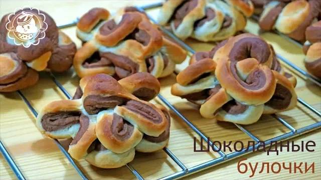 Шоколадные булочки! Простой и вкусный рецепт! смотреть онлайн