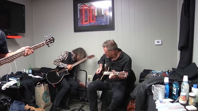 Metallica: Tuning Room (Bridge School Benefit, Mountain View, CA - October 22, 2016) смотреть онлайн