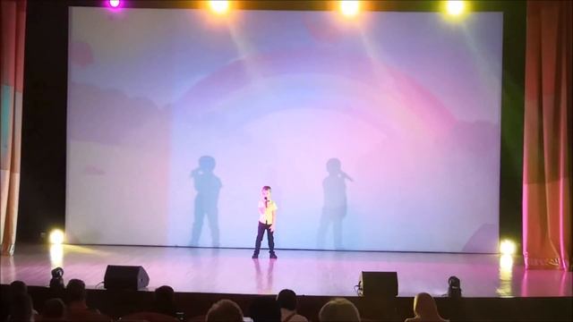 Роман Дружинин "Весёлая песенка" смотреть онлайн