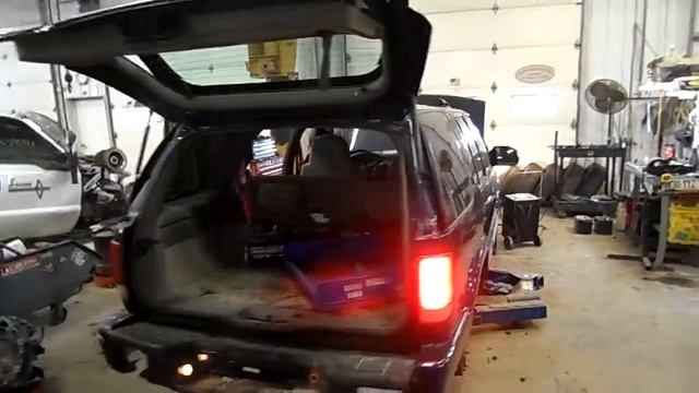 14IX371 2000 CHEVY BLAZER S10,4.3,A.T.,4X4,162634 MILES,MORRISON'S AUTO SALVAGE YARD смотреть онлайн