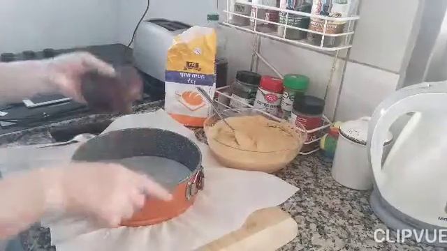 Как приготовить ТВОРОЖНЫЙ ПИРОГ с черносливом и сгущенкой. смотреть онлайн