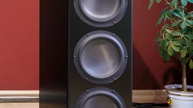 Uwe Heile presents Magico A5 speakers at Hifi Studio Falkensee near Berlin. смотреть онлайн