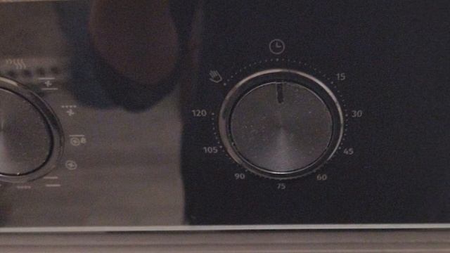 Духовой шкаф Gorenje BO6727E03BG, BO6727E03WG, BO6727E03X смотреть онлайн