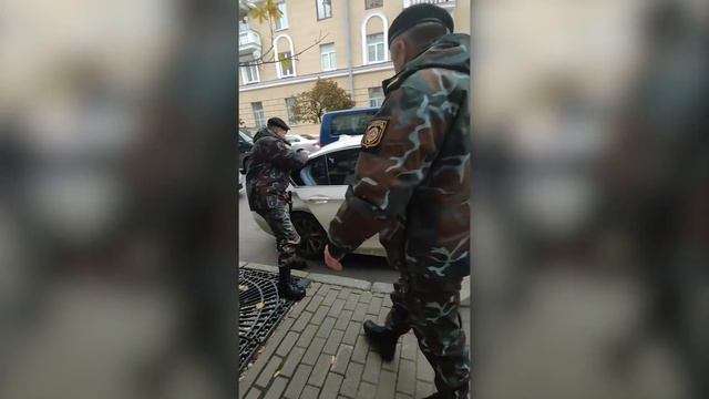 Поддержим Сергея Тихановского. Встреча 14.10.2019 в Минске, пр. Дзержинского, 3. смотреть онлайн