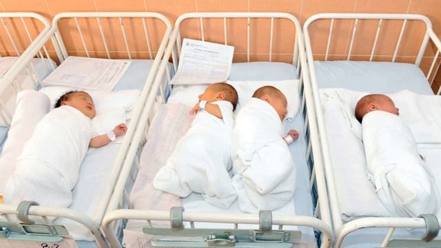 СОВМЕСТНЫЙ СОН С МАЛЫШОМ | Польза совместного сна с ребенком смотреть онлайн