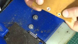 Установка люверсов (блочек) на кожу 1,5 и 3мм