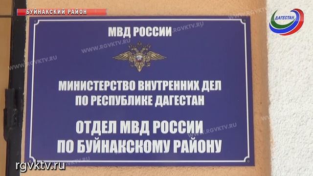 В селе Чиркей задержан мужчина, который переделывал гражданские образцы оружия, в боевые. смотреть онлайн