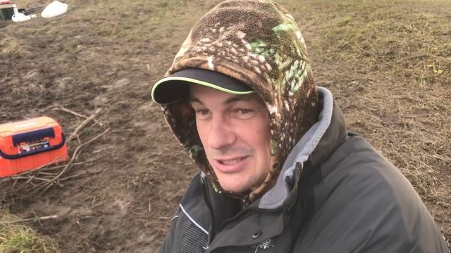 Вот так весело проходит рыбалка в Рыбин Гуде !!! смотреть онлайн