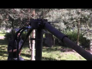 Гидравлический сваекрут в действии.