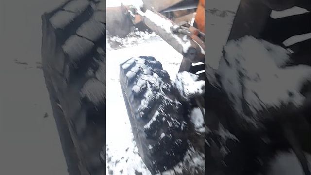 ТО 30  фронтальный погрузчик  мини обзор
