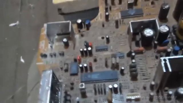 Сколько меди и какие платы в телевизоре DAEWOO-20Q2M смотреть онлайн