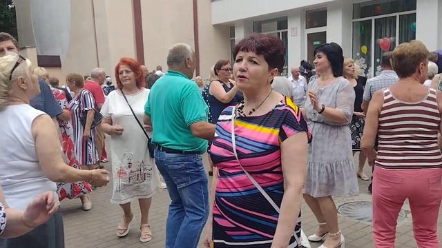 Галину с днём рождения.Поздравление от друзей.В Гомельском парке.24.06.2023. смотреть онлайн