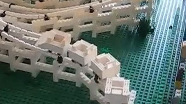LEGO Roller Coaster (Added rail cars) смотреть онлайн