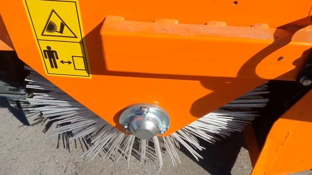 Обзор уборочной машины Pronar Agata ZM1400