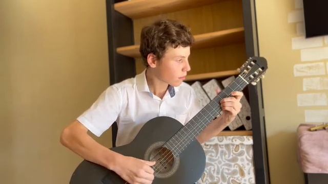 Школа гитары в Краснодаре 8-939-782-58-70 смотреть онлайн