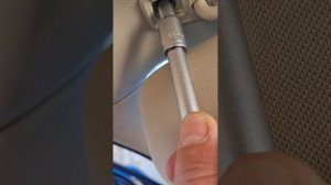 Как снять солнцезащитные козырьки Volvo S60 2017 года