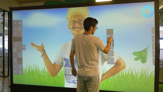 Air Graffiti Wall: 'Stamping' Feature смотреть онлайн