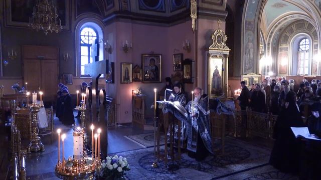 Вечерня с чтением акафиста 