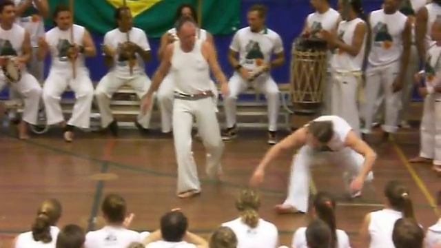 capoeira interacao batizado 2007 смотреть онлайн