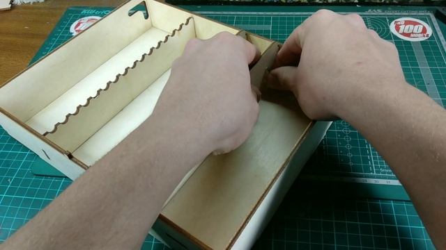 Переносная рабочая станция моделиста. смотреть онлайн