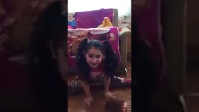 Как маленькая Анна нашла подарок спустя 2 месяца смотреть онлайн