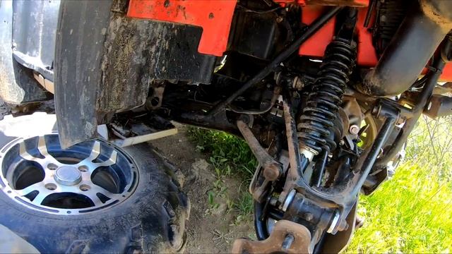 Отправляю квадроцикл в ремонт, заводим второй квадрик. Жизнь в деревне. смотреть онлайн