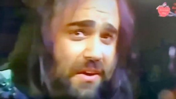 Демис Руссос.