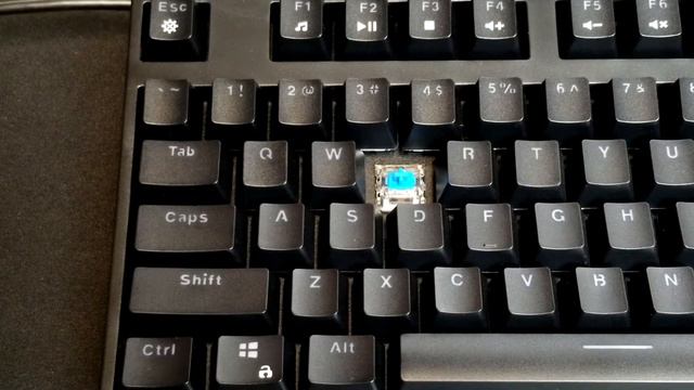 AUKEY "KM G14" RGB Gaming Mechanical Keyboard (Review) смотреть онлайн