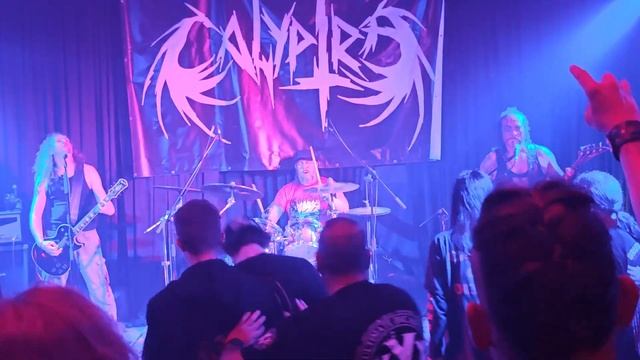 Calyptra - The Butcher смотреть онлайн