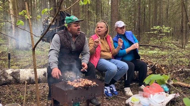 Самоизоляция, в Московской Области, всей семьей. (4-я часть) День Победы, следы лося и поход в 20км смотреть онлайн