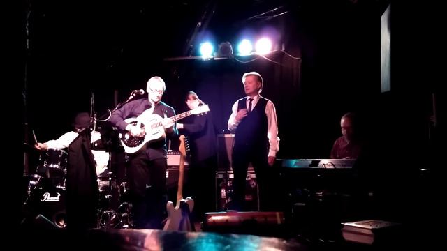Southside Lounge: Can't Stop Loving You смотреть онлайн
