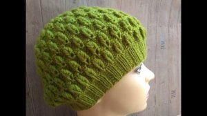 Шапка-берет  спицами Листопад