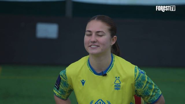 YOU OR ME? | NIAMH REYNOLDS V ARRYANA DANIELS | NOTTINGHAM FOREST WOMEN смотреть онлайн