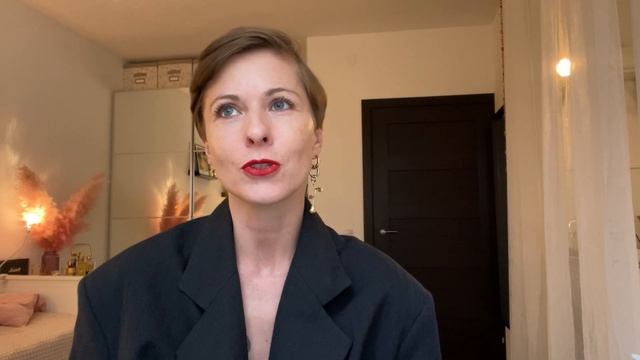 О чем говорить с клиентами ? Можно ли дружить с клиентами? Для косметологов. смотреть онлайн