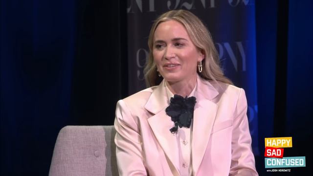 Emily Blunt talks OPPENHEIMER, THE DEVIL WEARS PRADA, A QUIET PLACE I Happy Sad Confused смотреть онлайн