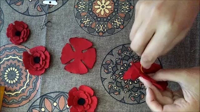 Мастер класс, посвященный Дню матери «Бусы. Маки из фетра» смотреть онлайн