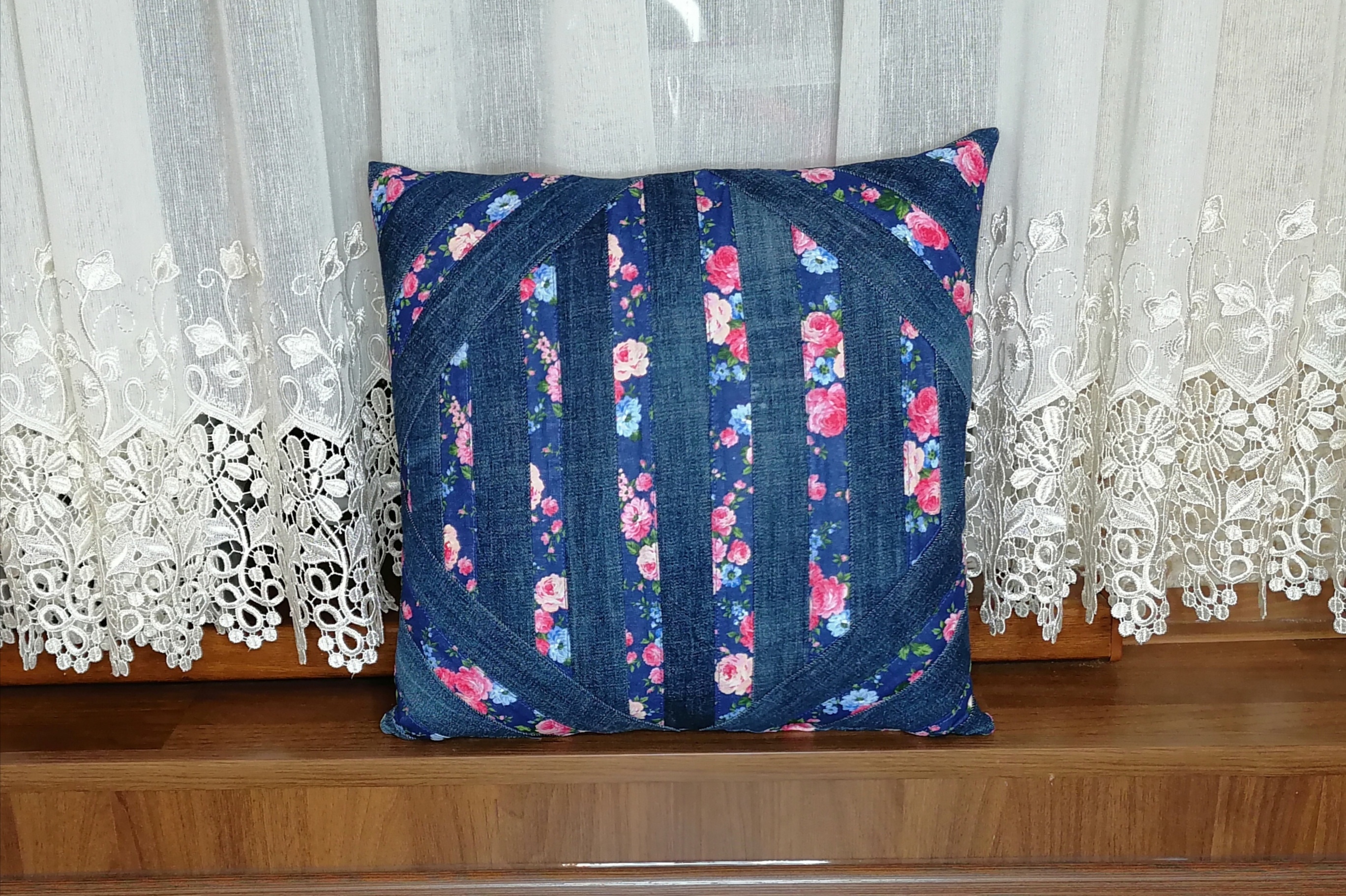 Подушка из старых джинсов. смотреть онлайн