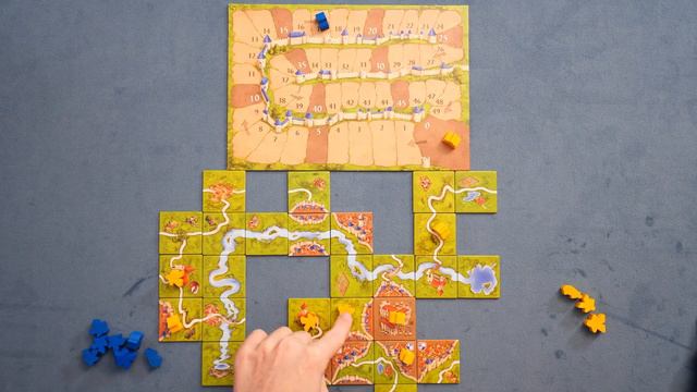 Carcassonne Review - Building Castles And Then Fighting Over Them смотреть онлайн