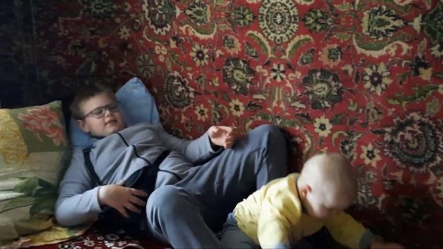 Едем в деревню ? / Праздник села ? / Сломался телефон ☎️ ☹️ / ЧАСТЬ 1 смотреть онлайн