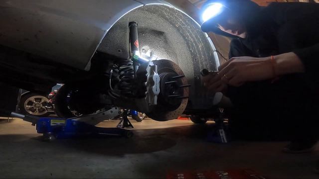 W203 C55 AMG - Trying to DELETE an EVAP SYSTEM... смотреть онлайн